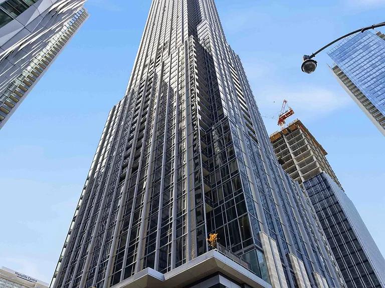 11 Yorkville Ave #5010 — Photo 22