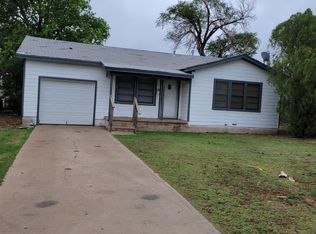 2026 Oak Dr, Amarillo, TX 79107