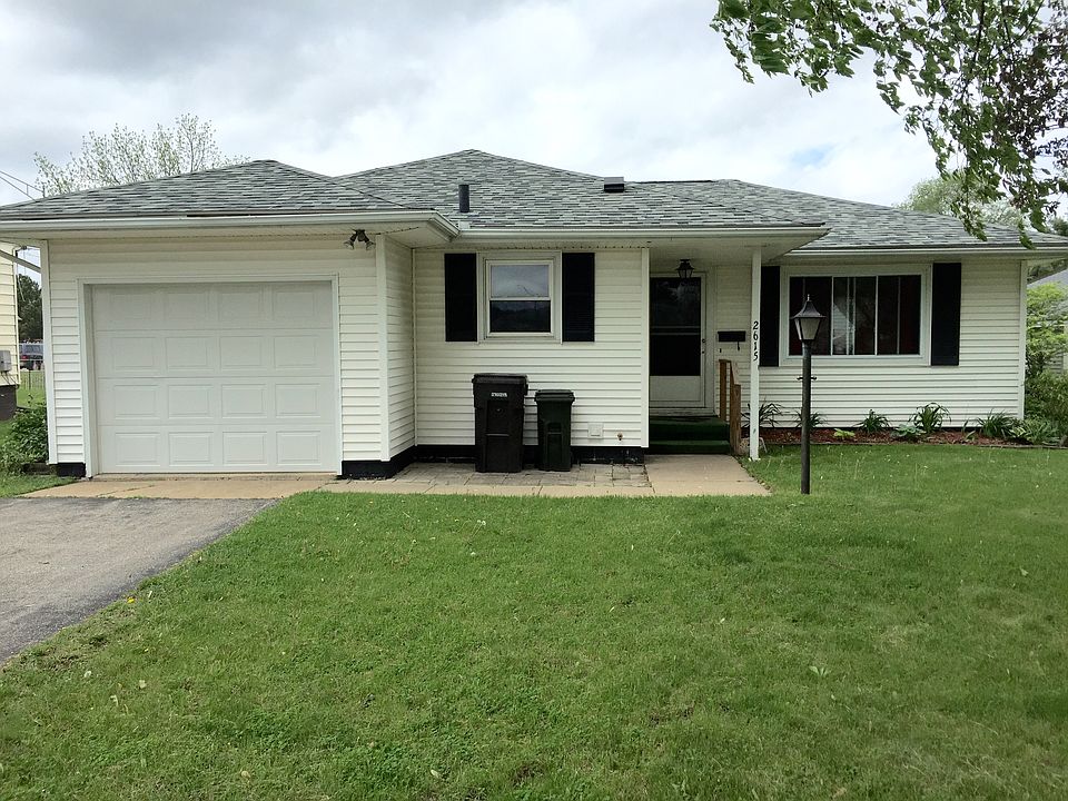 1st image of 2615 Valley Park Dr