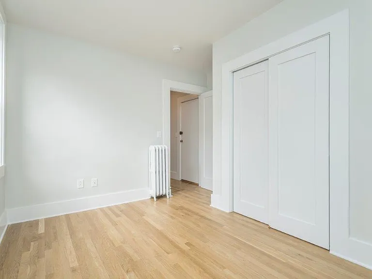 4 Elko St #10 — Photo 2