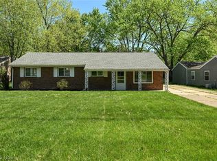 1447 Fairwood Rd, Kent, OH 44240