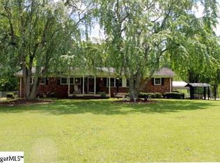 749 Cool Creek Dr, Greer, SC 29651