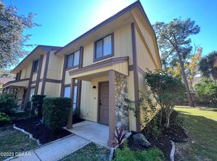 9 Lakewood Park Dr, Ormond Beach, FL 32174