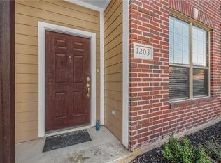 1000 Spring Loop APT 1203, College Station, TX 77840