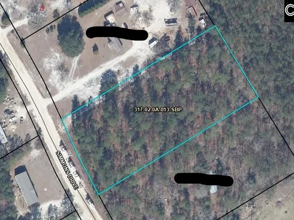 90 Simmons Dr, Camden, SC 29020