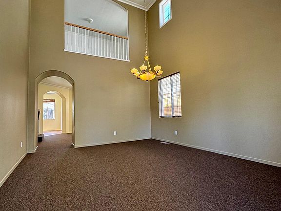 5th image of 2841 Cintoia Dr