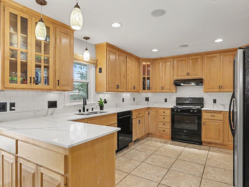 1st image of 6550 81st St S