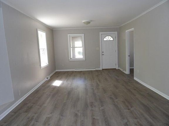 3rd image of 44 Harris Ave