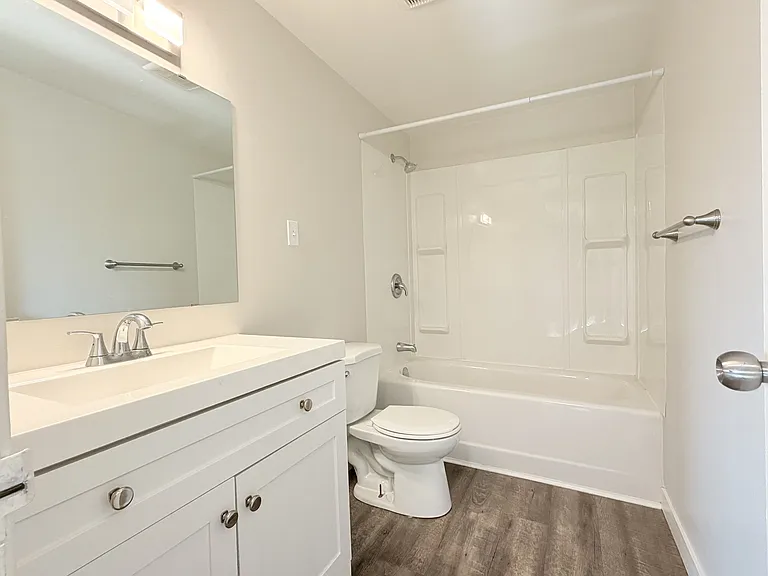 766 Indian Rd N #3 — Photo 16