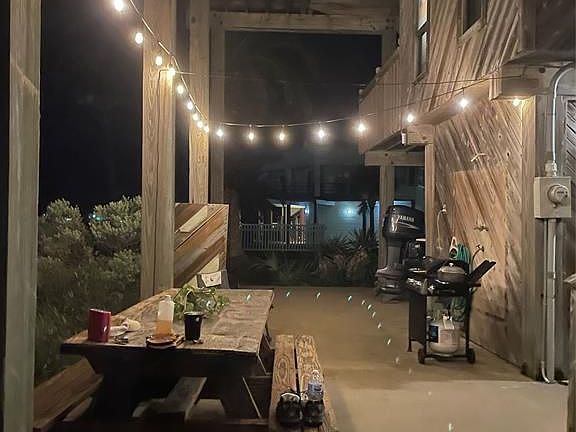 4th image of 22425 Vista Del Mar