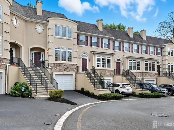 9 W Aspen Way, Matawan, NJ 07747