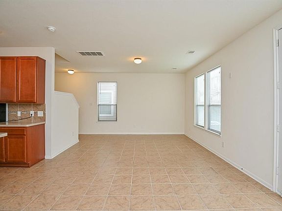2nd image of 19404 Rockwood Ct