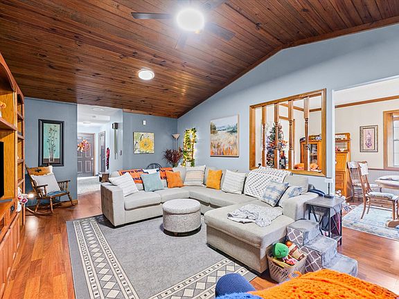 5th image of 1813 Willow View Rd #0