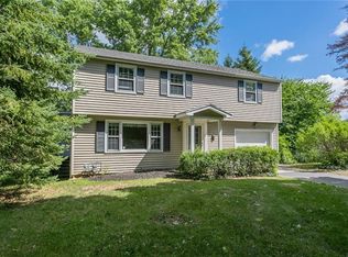 69 Gary Dr, Brockport, NY 14420