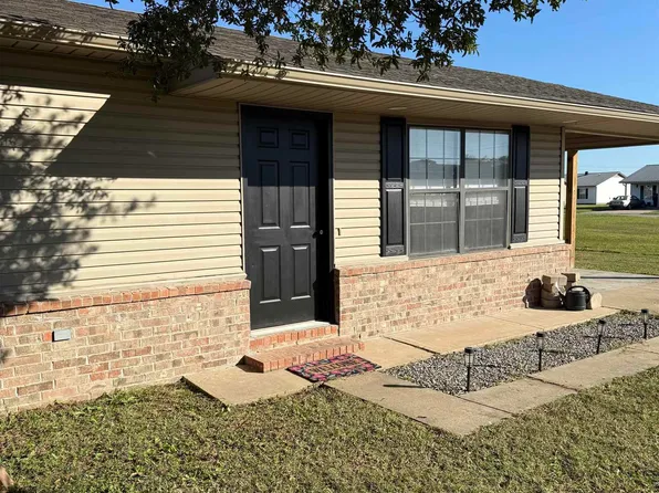 1100 Margaret St, Piggott, AR 72454