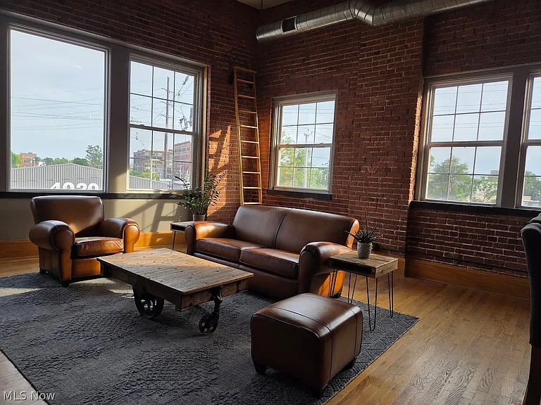 1667 E 40th St #3G — Photo 12