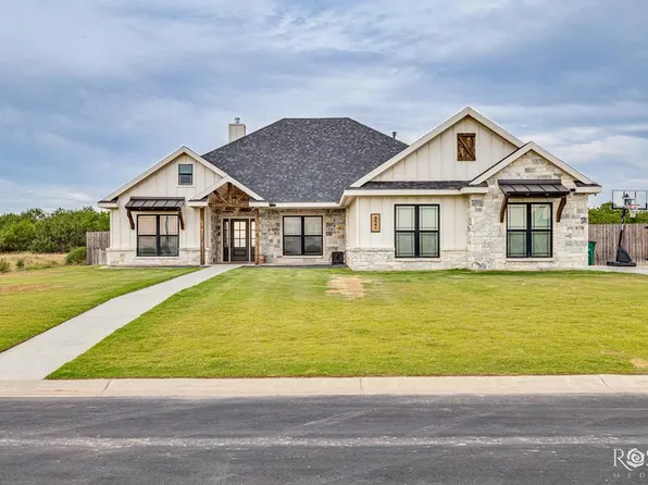 4541 Old Stone Dr, San Angelo, TX 76904
