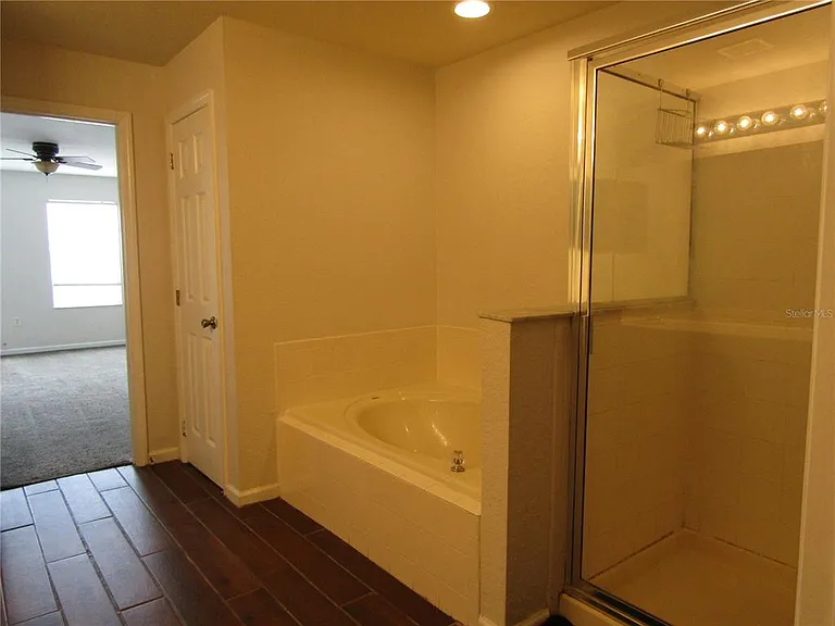 3108 Wentworth Ln — Photo 11