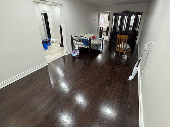 5th image of 25 Barolo Rd