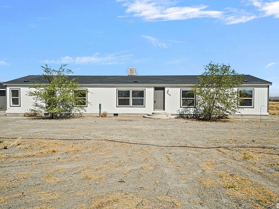 1st image of 2640 Adriann Ave