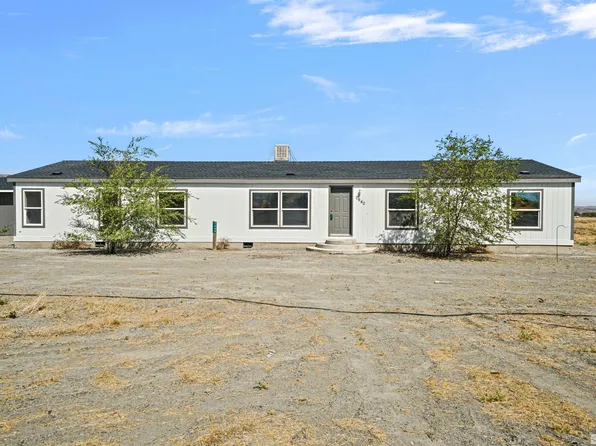 2640 Adriann Ave, Silver Springs, NV 89429