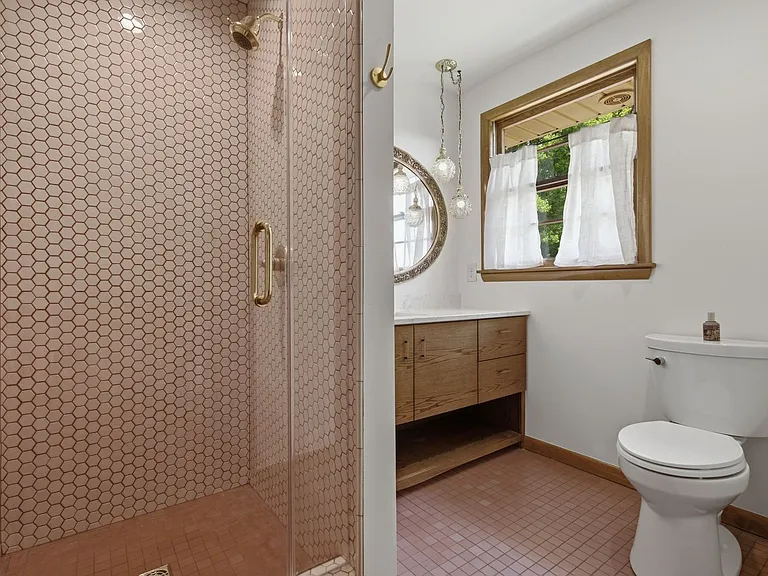 5028 Danby Dr — Photo 19
