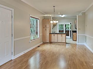 226 Cross Keys Ct, Cary, NC 27511