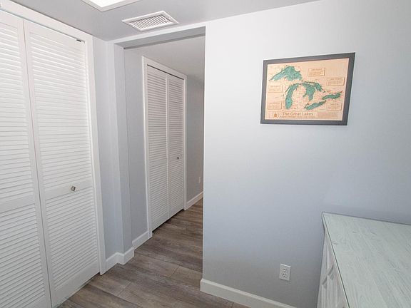4th image of 89 Marina Point Dr #89