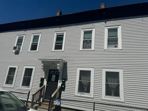 26 Lafayette St APT 1R, Worcester, MA 01608