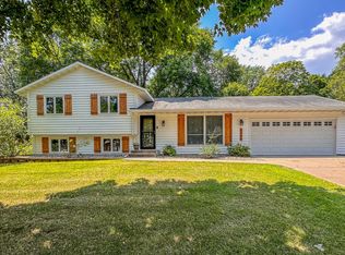 6716 Idsen Ave S, Cottage Grove, MN 55016