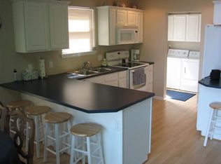 867 32nd St, Allegan, MI 49010