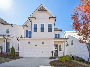 631 Skytop Dr, Cumming, GA 30040