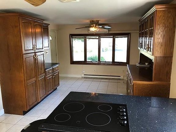 3rd image of 65 Birchbrow Ave