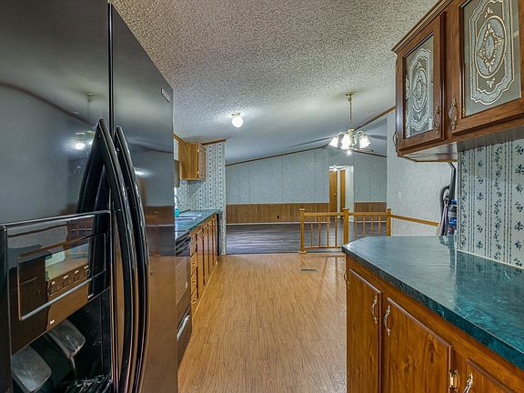3rd image of 205 Rocky Ford Ln