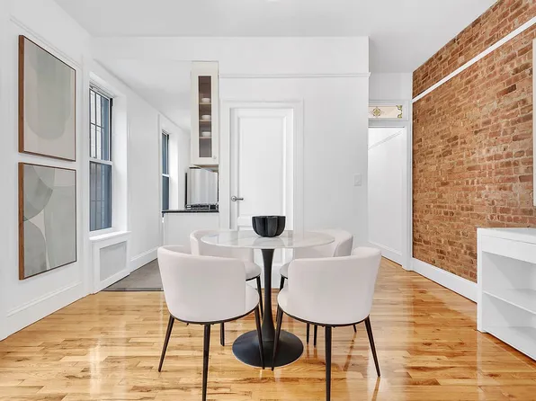 118 Sterling Pl APT 1C, Brooklyn, NY 11217
