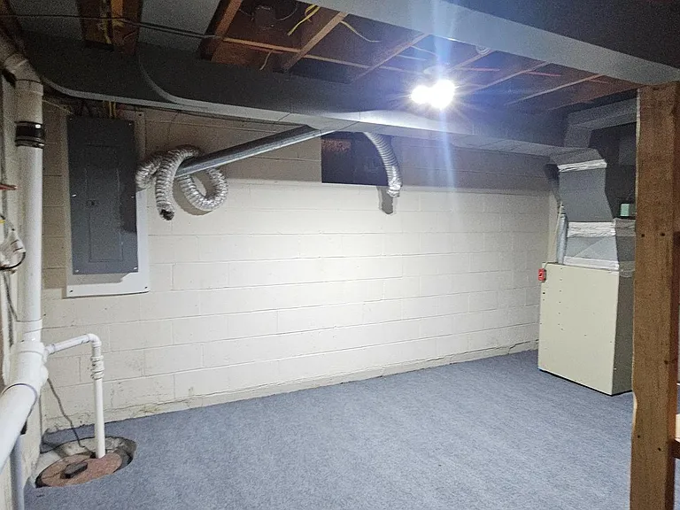 222 E Whitlock Ave — Photo 14