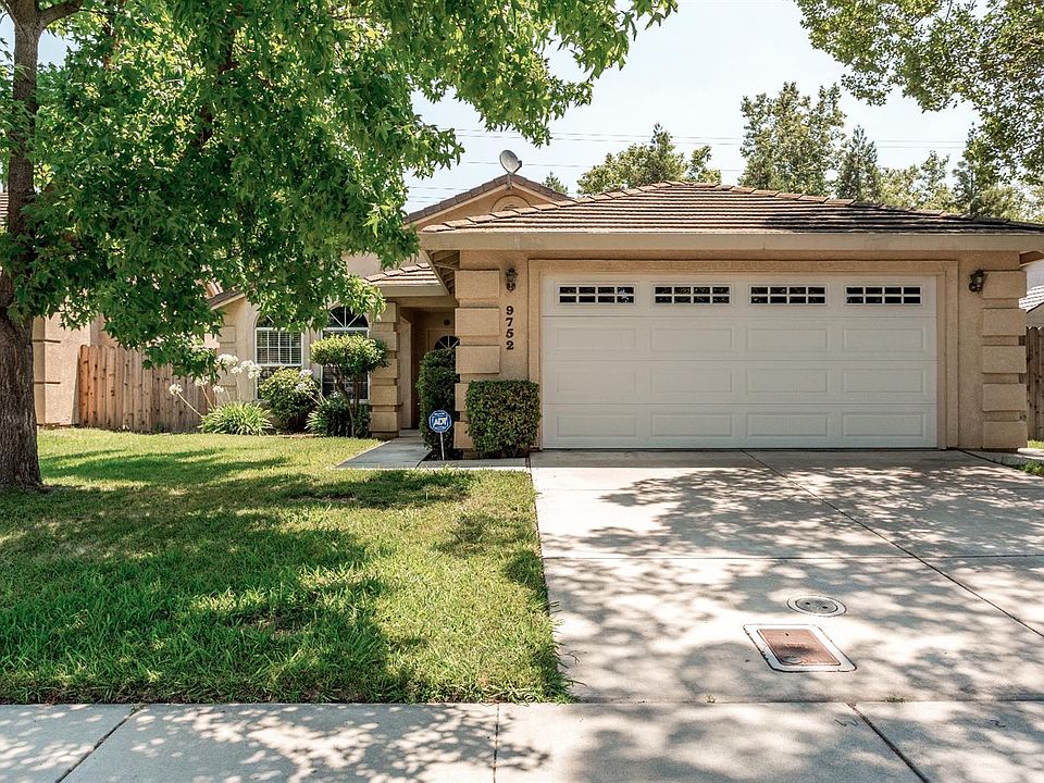 1st image of 9752 Twin Creeks Ave