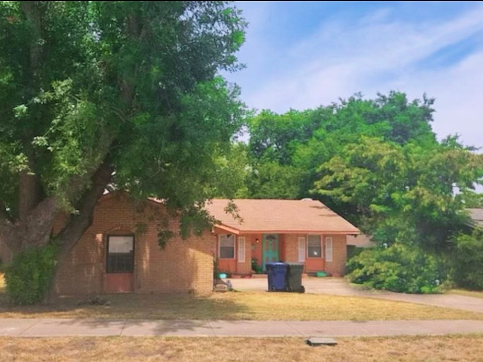 1st image of 349 Fieldside Dr