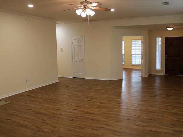 9527 Brackenton Crest Dr — Photo 6