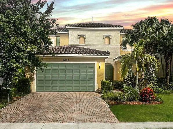 9555 Phipps Ln, Wellington, FL 33414