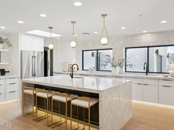 10905 E SAN SALVADOR Drive, Scottsdale, AZ 85259