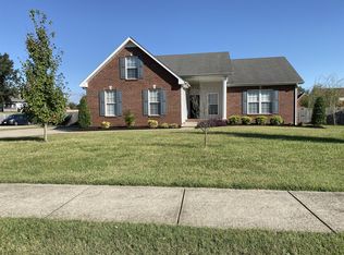 302 Bailey Ln, Pleasant View, TN 37146