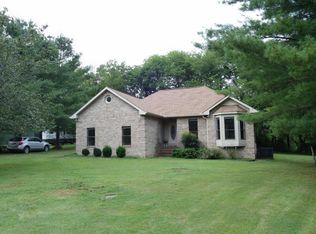 1038 Cragfront Estate Rd, Gallatin, TN 37066