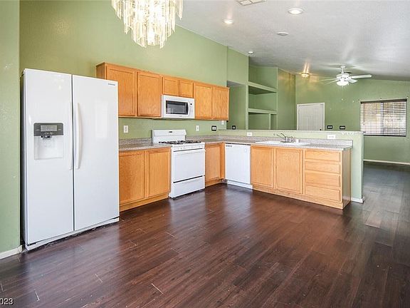 5th image of 2840 Shayla Bay Ave