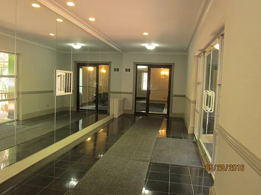 Rented by Century 21 Benjamin Realty | media 15