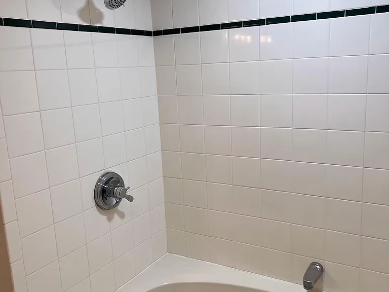 5475 Jamestown Ct — Photo 9