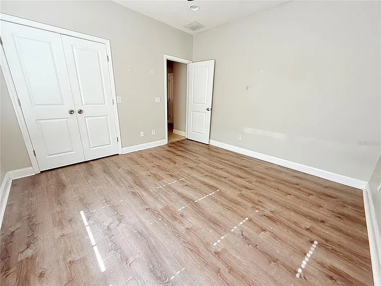 1105 Minnesota Ave #5 — Photo 16