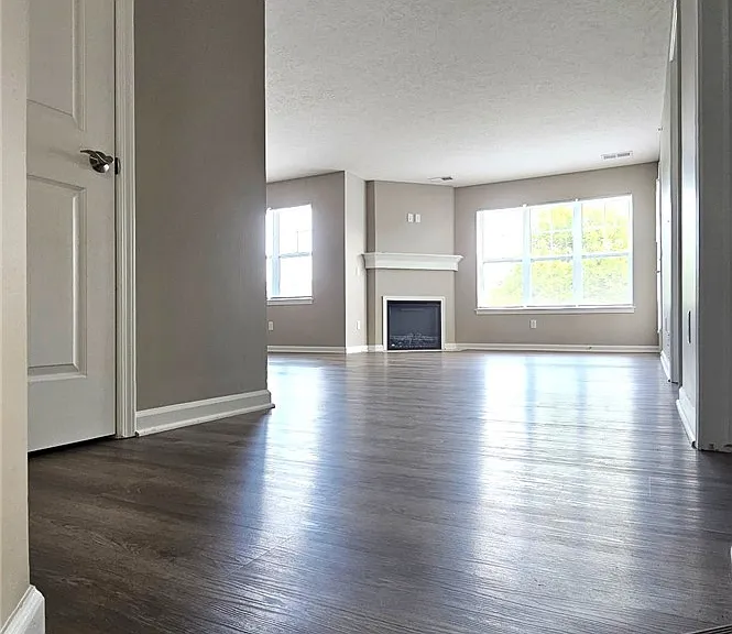 1609 Hill Park Ct — Photo 24