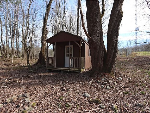 5th image of 175 Bremm Rd #15
