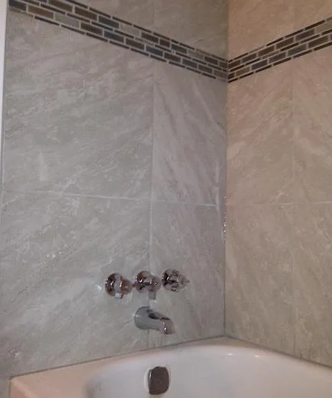 Tub/shower 2